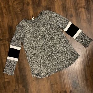 Women’s Long Sleeve Flow Shirt